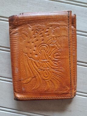 Vintage Handmade Mexican Tooled Leather Trifold Wallet Aztec Mayan Eagle Boho